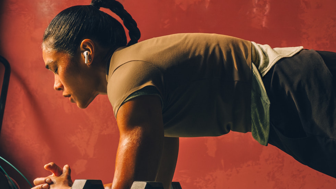 Apple AirPods Pro 3 a 199: ANC evoluto, battito cardiaco e Audio Spaziale a 50 in meno
