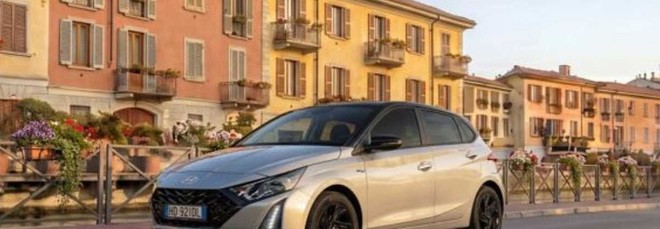 Hyundai i20, più tecnologia con il Model Year 2027: quanto costa