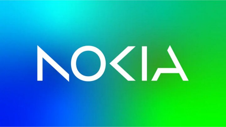 Nokia Charge 300 è il nuovo dumbphone che può anche ricaricare lo smartphone