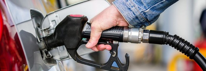 Carburanti, taglio accise: il Governo pensa a una nuova proroga di 5 giorni