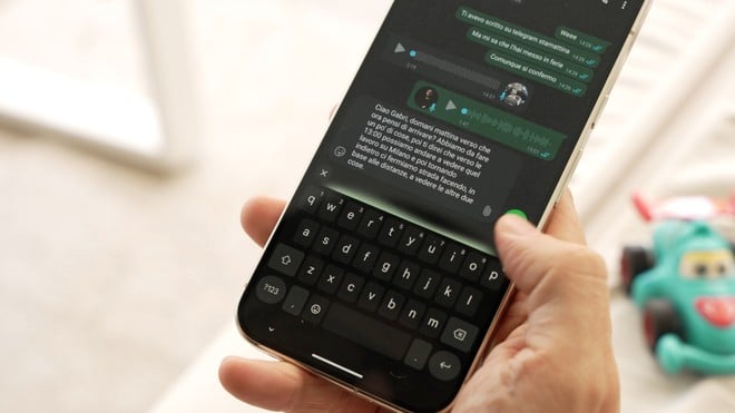 Gboard legge tra le righe sui Pixel 11: l'AI di Gemini suggerisce le risposte