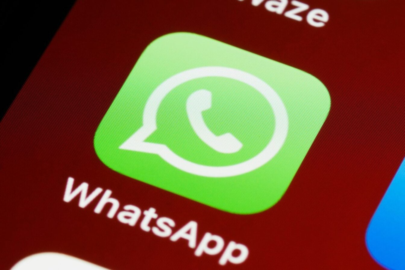 WhatsApp ouvre enfin ses portes aux IA tierces