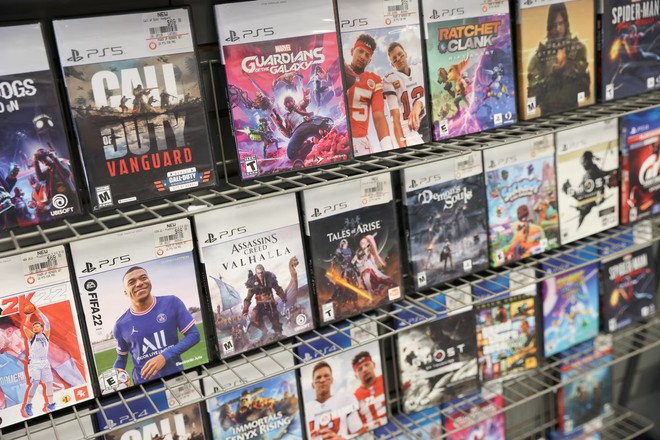 Sony precisa un grosso malinteso sulla questione dei dischi fisici
