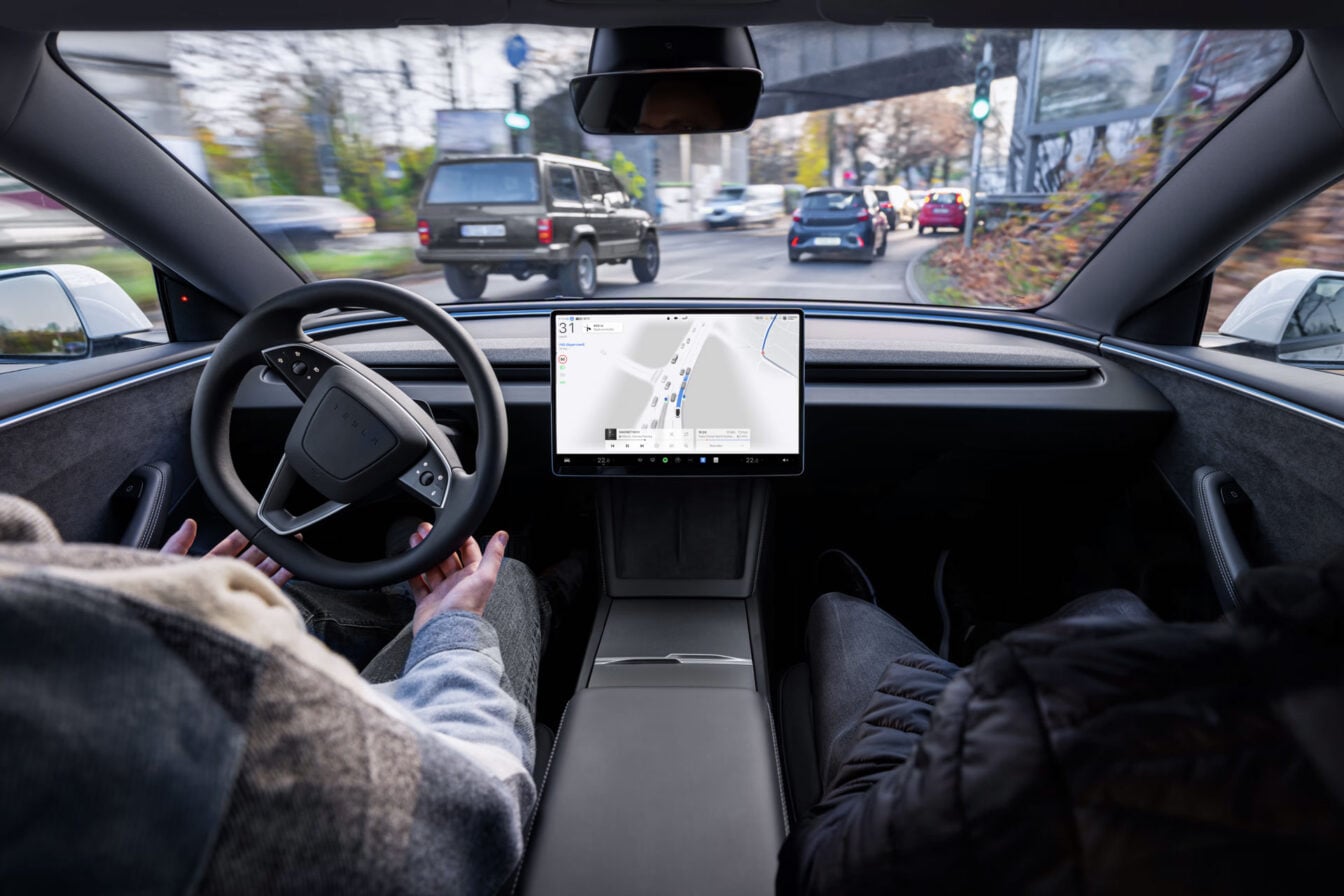 Conduite autonome en Europe : Tesla publie un bilan très positif, mais faut-il y croire ?