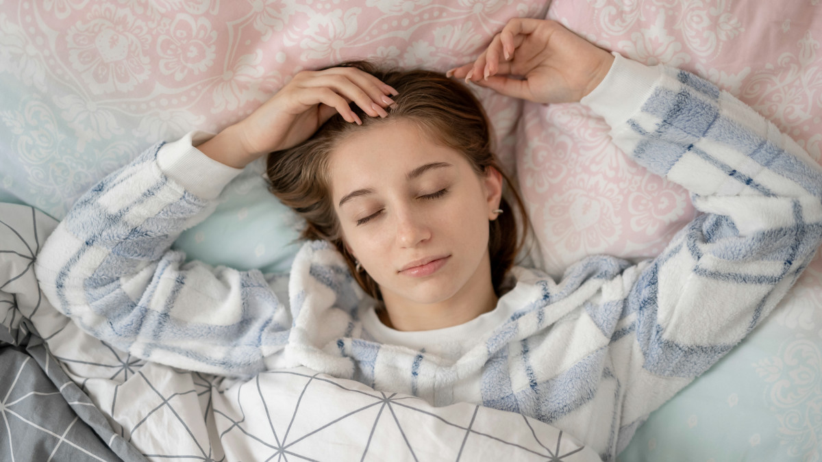 「大学生の睡眠時間を意図的に増やす実験」で本当に学業成績が向上することが明らかに