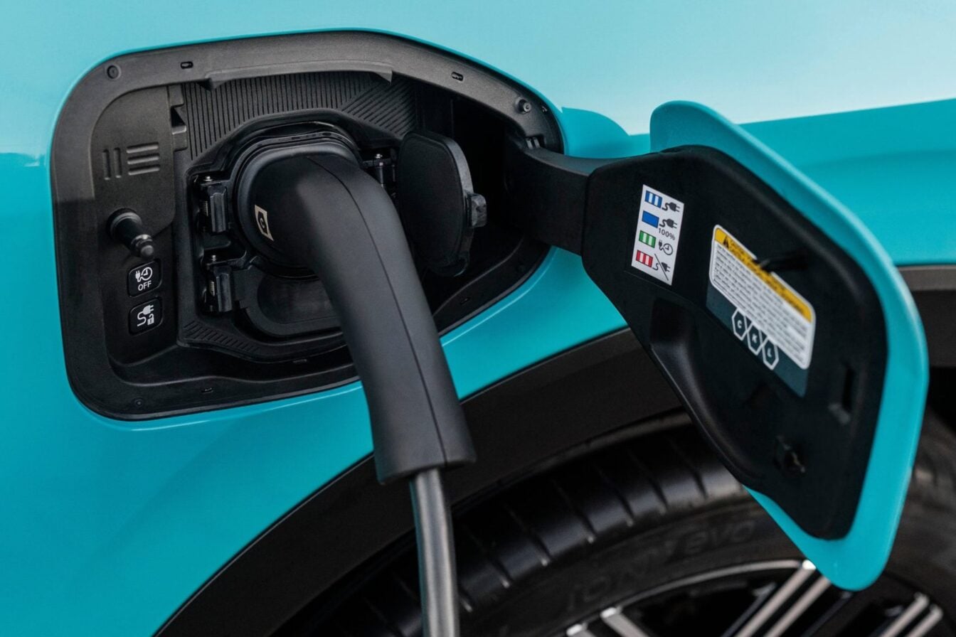 Les voitures électriques seront taxées au Royaume-Uni, et bientôt en France ?