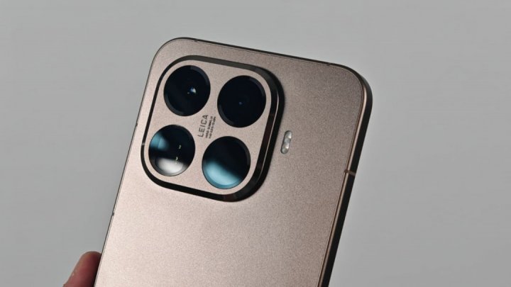 Smartphone Xiaomi, spedizioni in calo ma prezzo medio in crescita: è l'effetto della crisi delle memorie