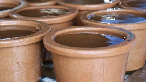 非常にシンプルな「陶器製浄水器」の仕組みと大量製造方法