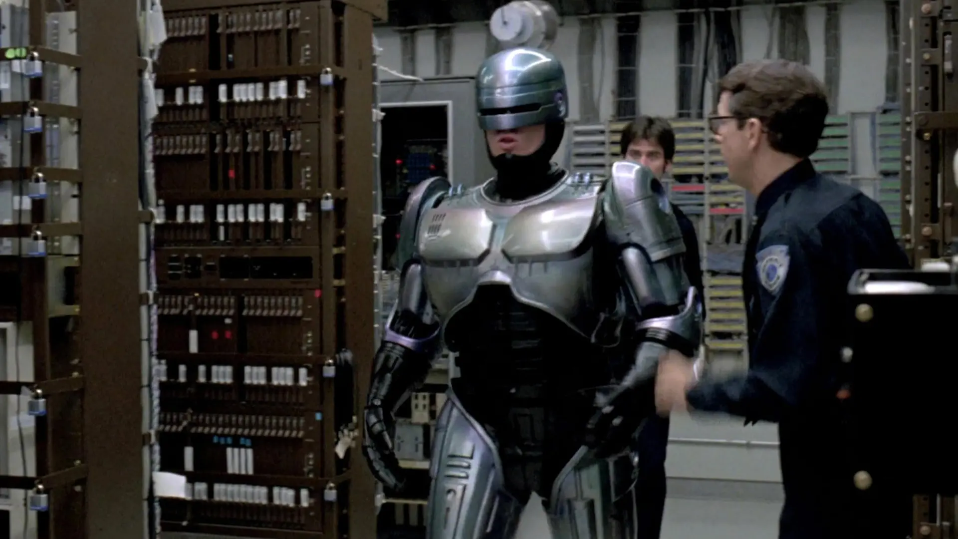 RoboCop recuperará un elemento clave de la película original en su reboot de Prime Video, según su protagonista