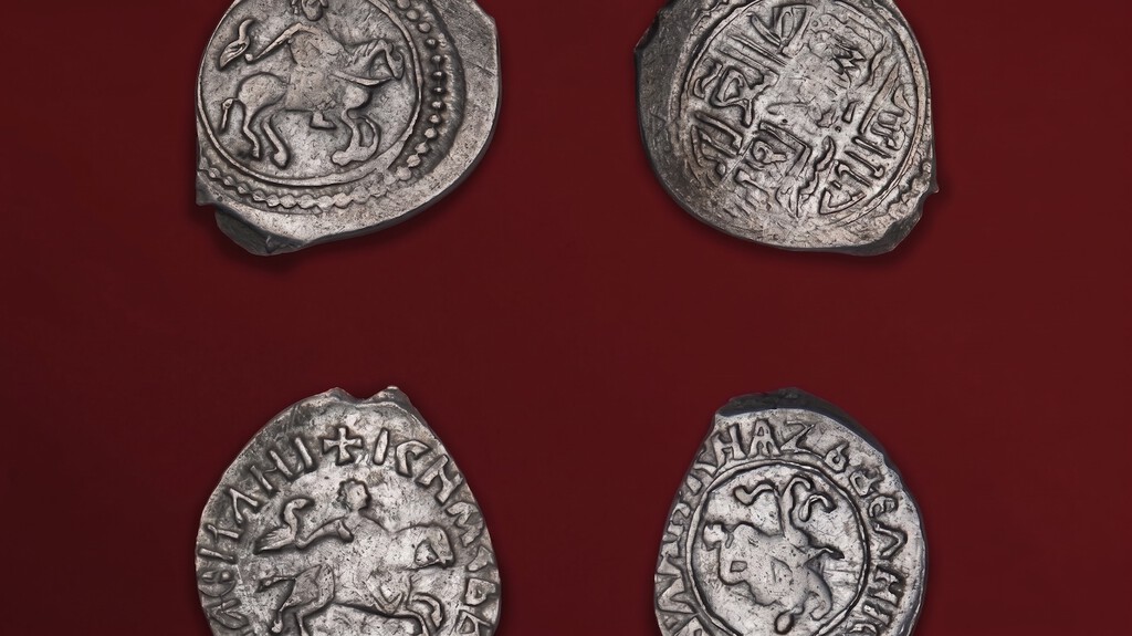 El tesoro escondido tras guerras y peste: 2.600 monedas de hace 600 años revelan el poder oculto de una ciudad rusa