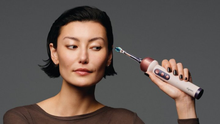 Dyson CameraJet, lo spazzolino da denti con la videocamera