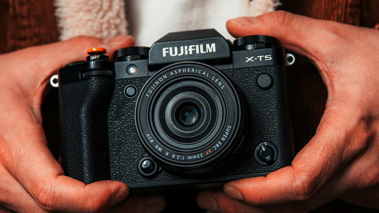 Fujifilm: 88 milioni di dollari in più per la memoria, e i prezzi salgono