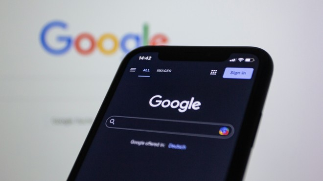 Google, risultati di ricerca peggiorati? La colpa è dell'Unione Europea