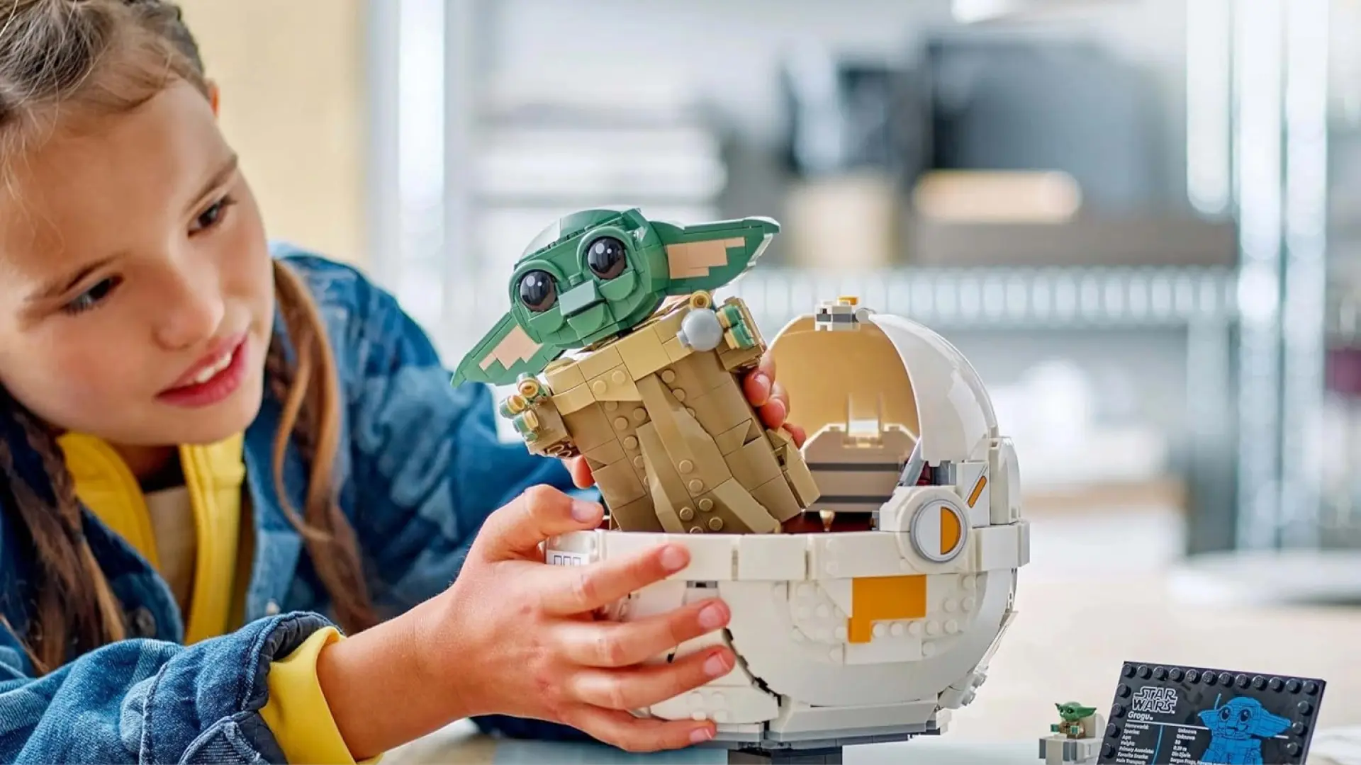 El personaje más entrañable de Star Wars llega a tu estantería: el set LEGO de Grogu en su aerocuna