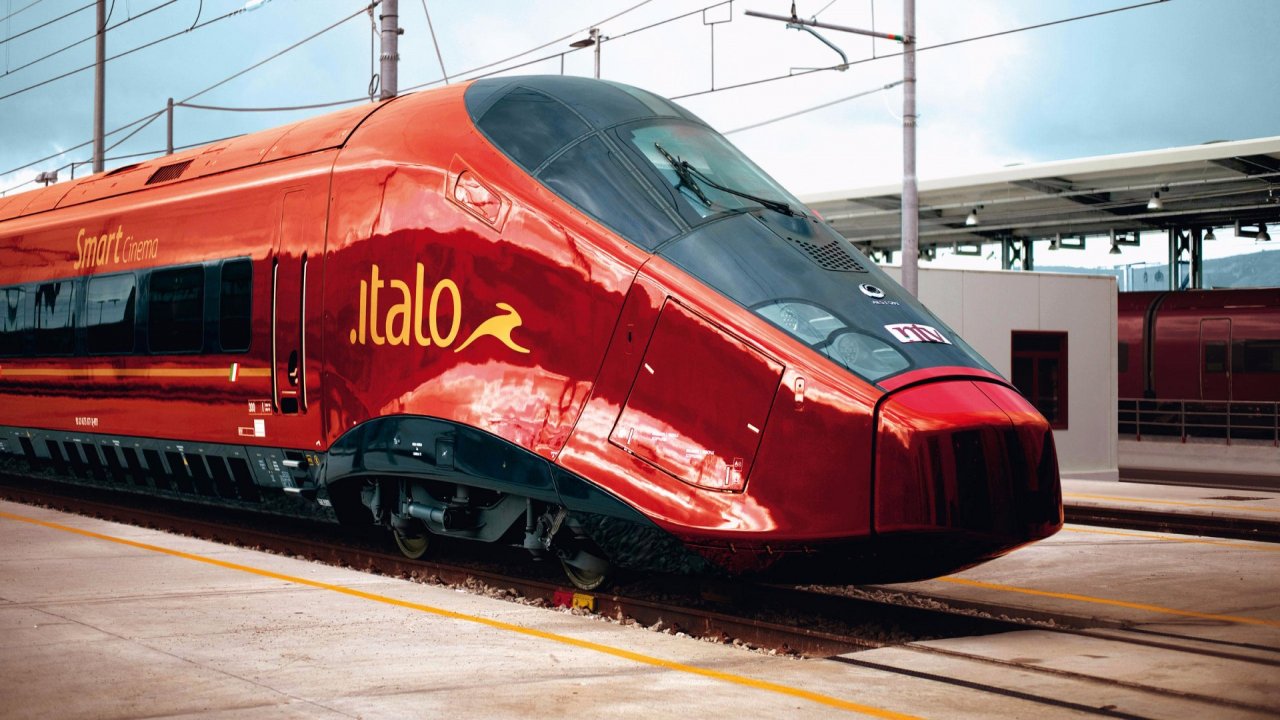Italo porta Starlink sui treni ad Alta Velocità: fino a 192 Mbps anche a 300 all'ora