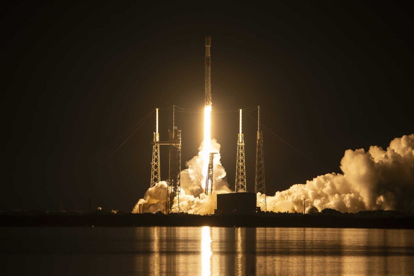 SpaceX : 100 tirs en 2026 et un booster Falcon 9 qui tutoie le record de la navette spatiale