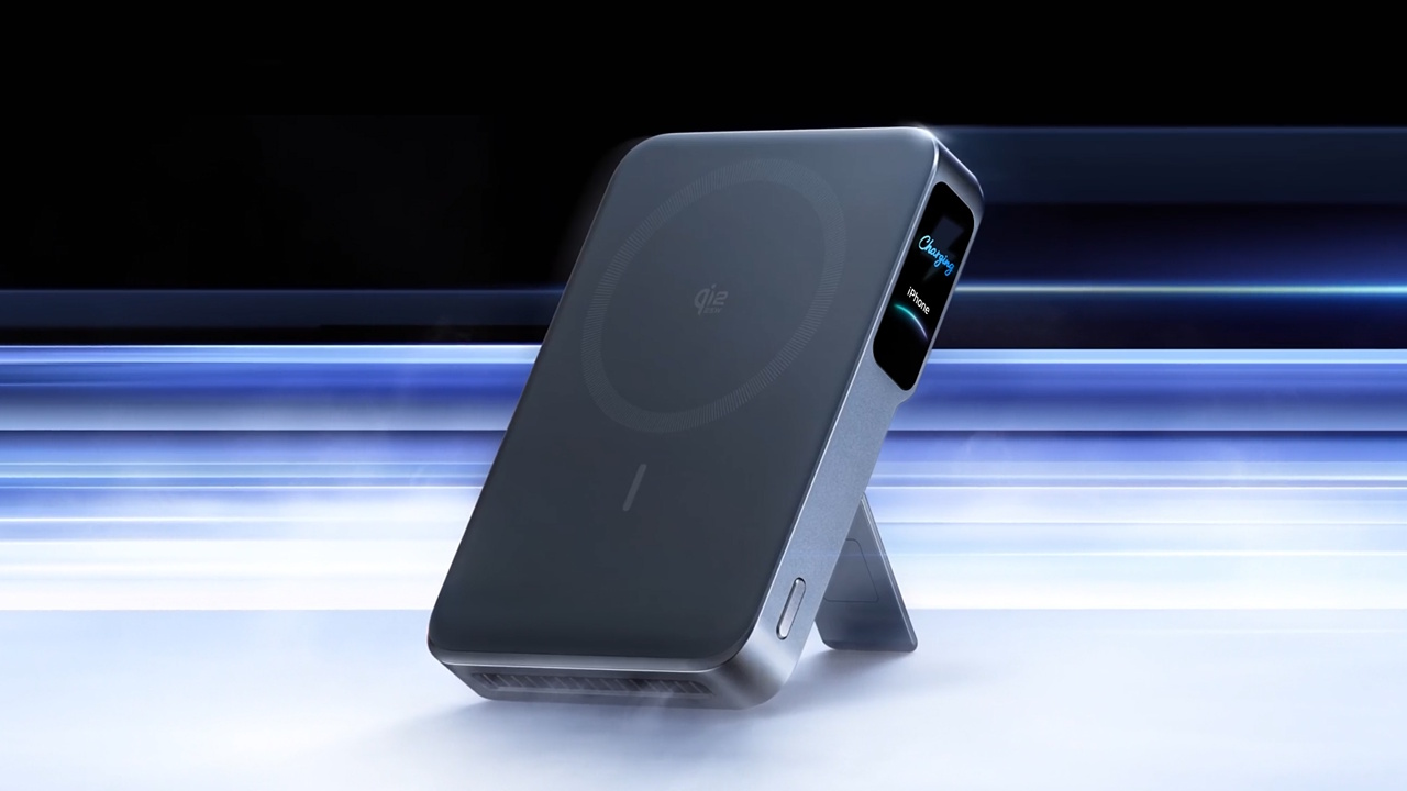 Anker MagGo Power Bank 2 Pro arriva in Italia: ricarica Qi2.2 a 25W e raffreddamento attivo