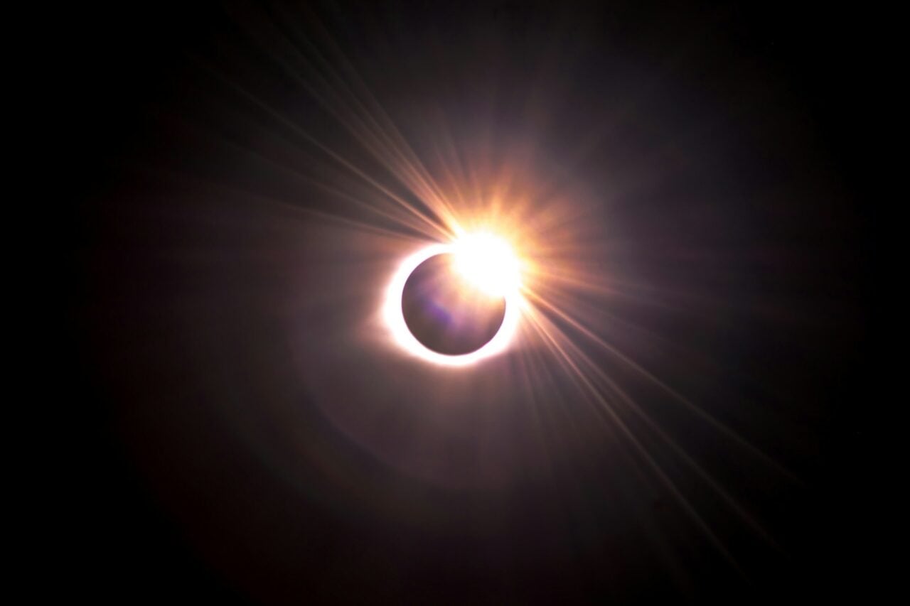 Comment observer l’éclipse du 12 août sans danger ?
