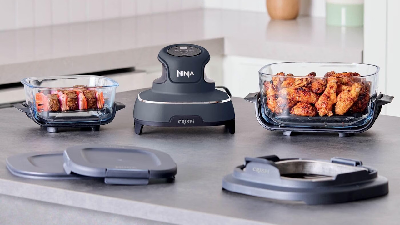 Ninja CRISPi a 99,90: friggitrice ad aria compatta con contenitori in vetro senza PFAS, sconto del 44%