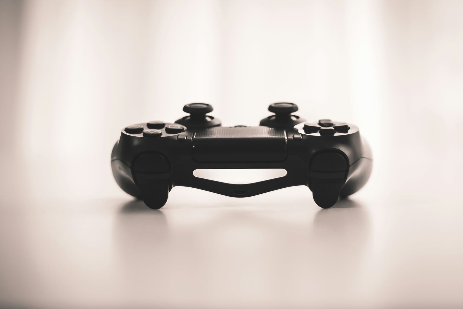 「ゲーム開発費は高すぎ、ハードは部品が足りない」業界の重鎮らが”アタリショック以来の危機”と警鐘鳴らす。いまやAAAゲーム開発は最大600億円規模とも