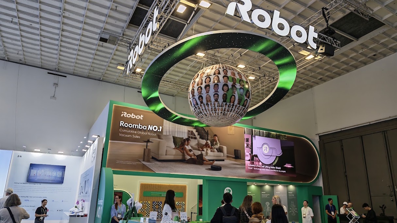 iRobot rilancia con Roomba Duo, il prototipo che divide il lavoro fra due robot