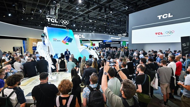 TCL porta a IFA 2026 la sua idea di casa connessa: TV, NXTPAPER, smart glass e AI