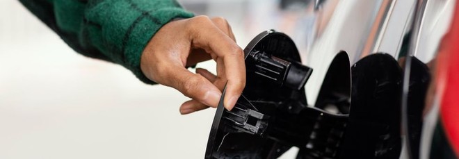 Carburanti, prorogato di un giorno lo sconto sulle accise: scade il 26 agosto