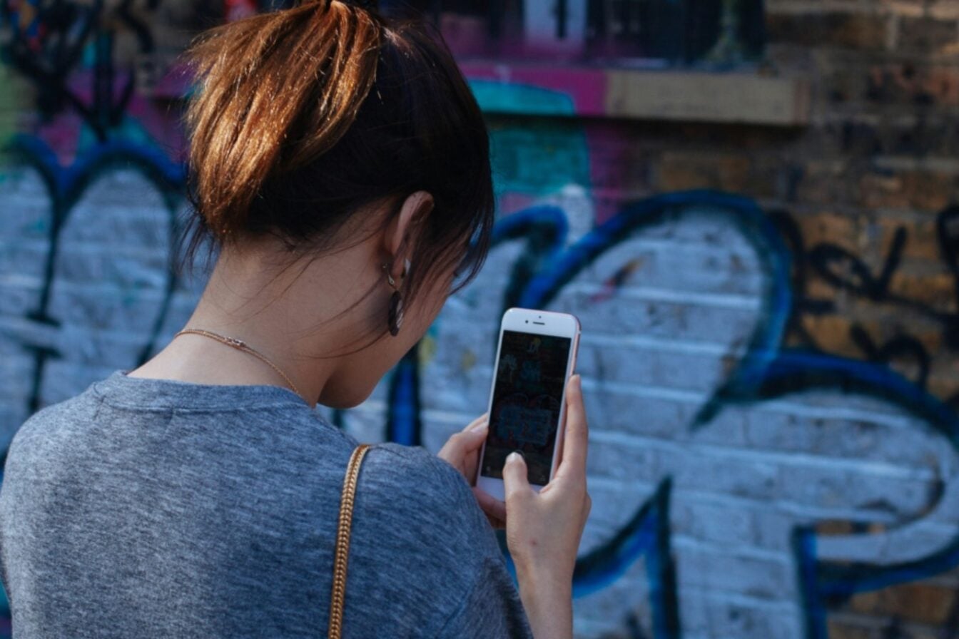 C’est officiel : les smartphones sont interdits dans les lycées dès la rentrée