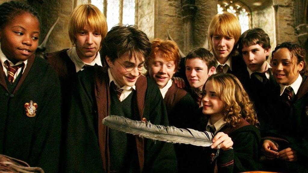 15 ans plus tard, cet acteur culte de Harry Potter rend les fans totalement fous en reprenant enfin son rôle ultime !