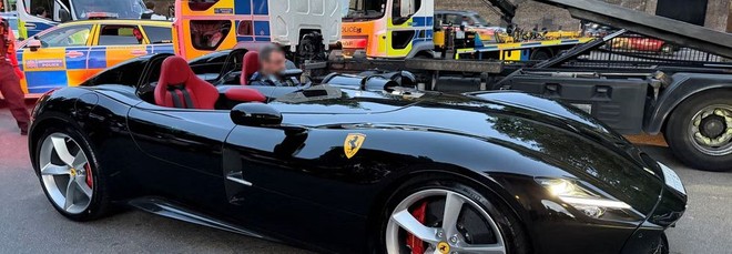 Londra, maxi-blitz polizia: sequestrate supercar per oltre 8 milioni di sterline