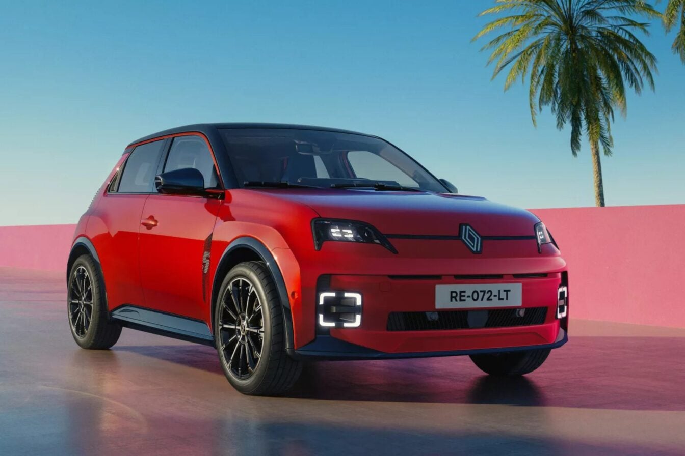 Autonomie boostée et recharge rapide en série à 24 990 € : la Renault 5 réussit sa rentrée