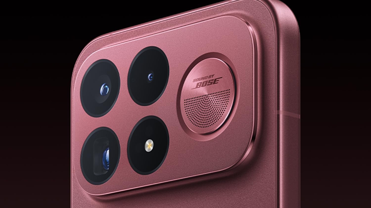 POCO F9 Ultra in offerta Amazon a 899,90: 16/512GB, Snapdragon 8 Elite Gen 5, batteria da 8.050mAh, display 185Hz e ricarica 100W