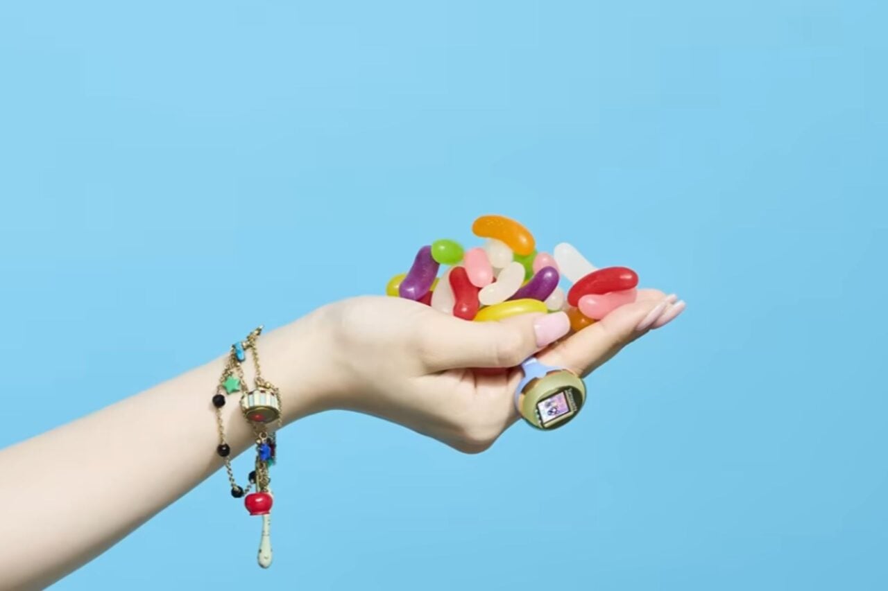 Pour ses 30 ans, Tamagotchi s’offre une version miniature (et qui fonctionne)