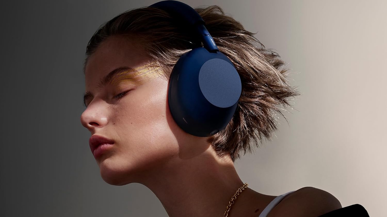 Sony WH-1000XM6 in offerta a 349 in tutti i colori: le cuffie premium con ANC QN3, audio Hi-Res e 30 ore di autonomia
