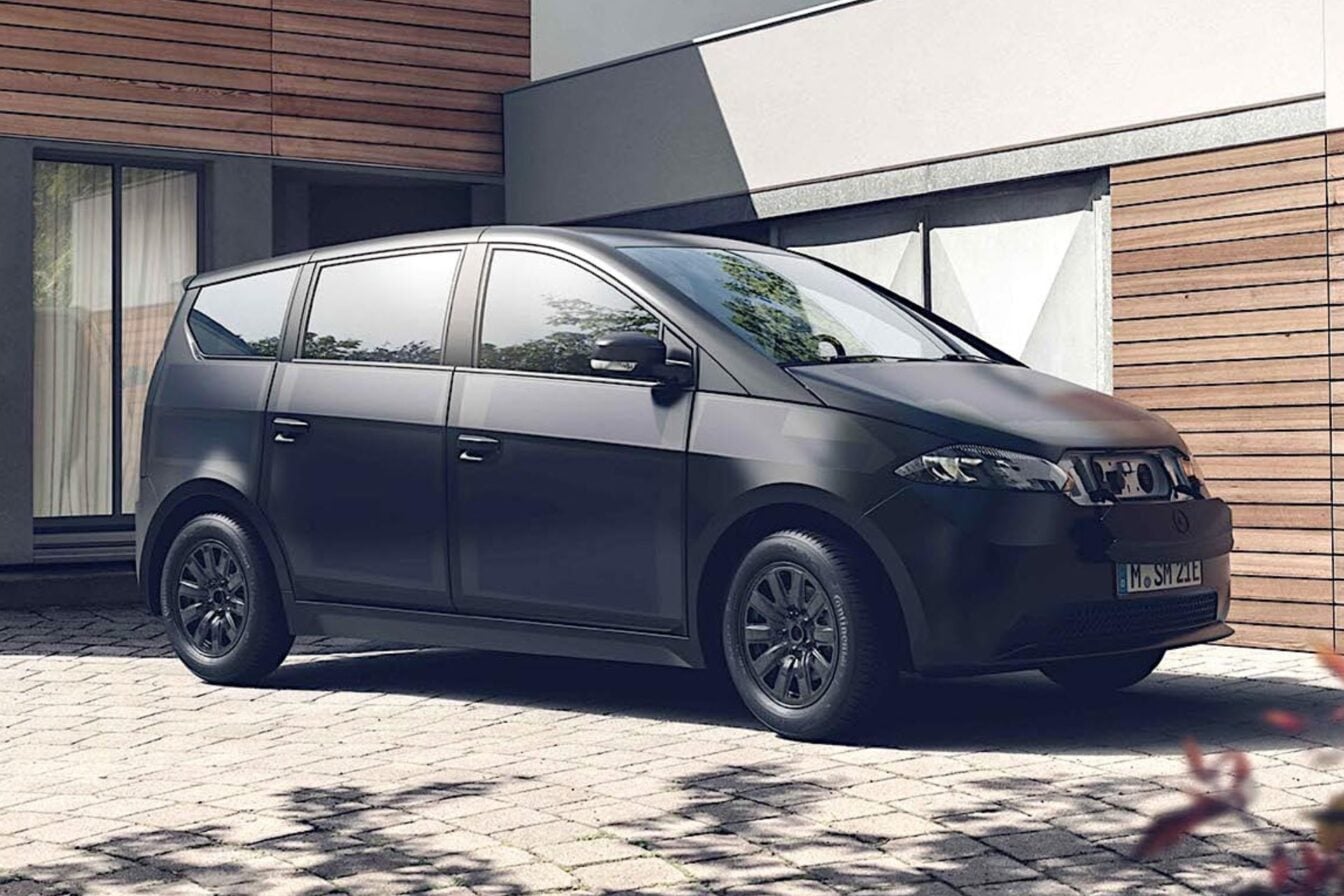 La voiture solaire, une impasse ? La faillite retentissante de ce constructeur relance le débat