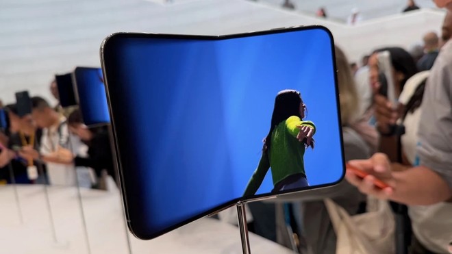 iPhone Duo, display e durata: mancano ancora i costi di riparazione fuori garanzia
