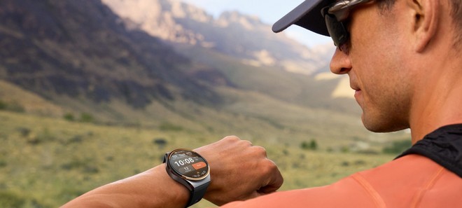 Huawei rinnova i suoi smartwatch: Watch 6 Pro è il primo tutto in ceramica