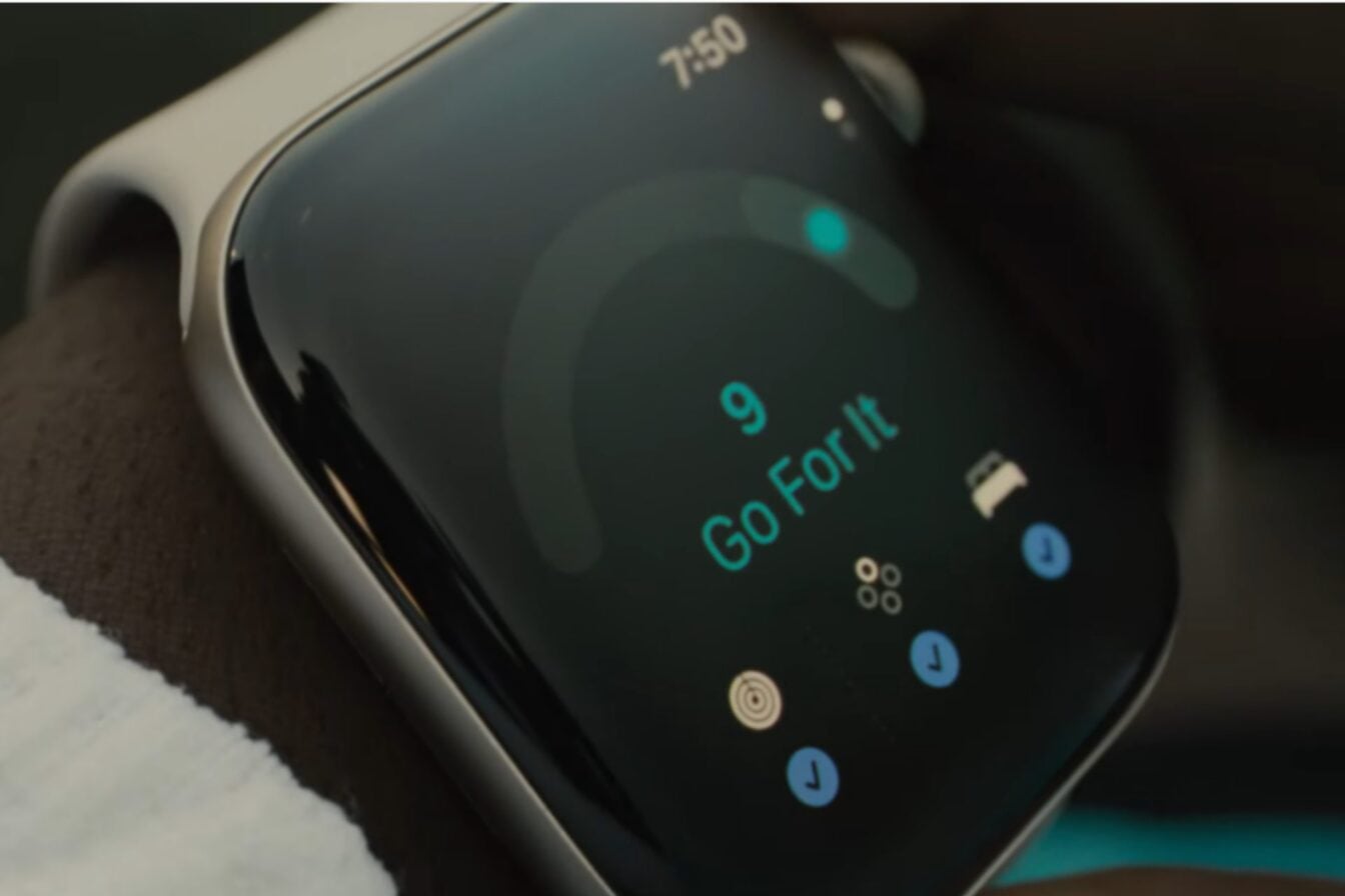 Apple Watch Series 12 : l’écran fait un étonnant retour en arrière