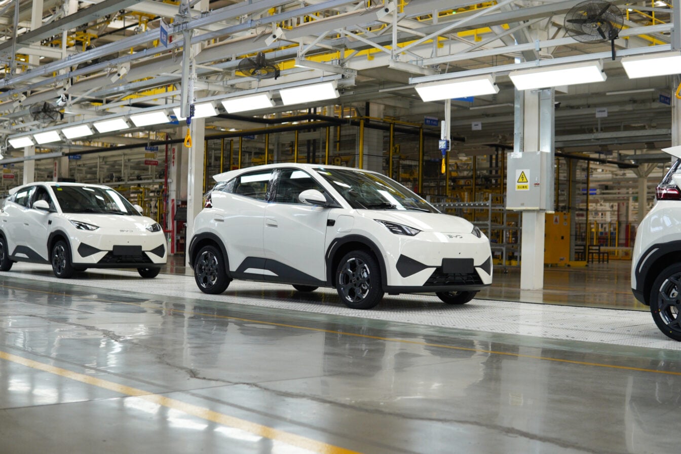 1,5 million de voitures produites chaque année en Europe : la Chine va multiplier sa production par 16