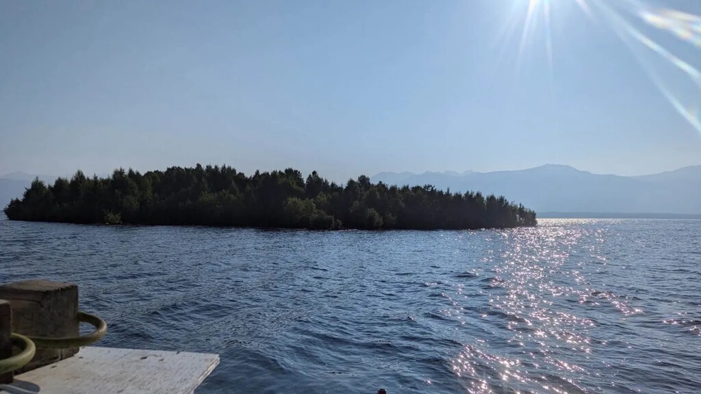 Canadá acaba de descubrir una isla que no estaba en los mapas. El problema es que luego desapareció… y ha reaparecido 32 km más lejos