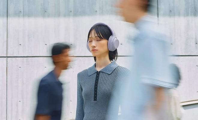 Sony, tornano le mitiche WH-1000XM4: più economiche, più colorate