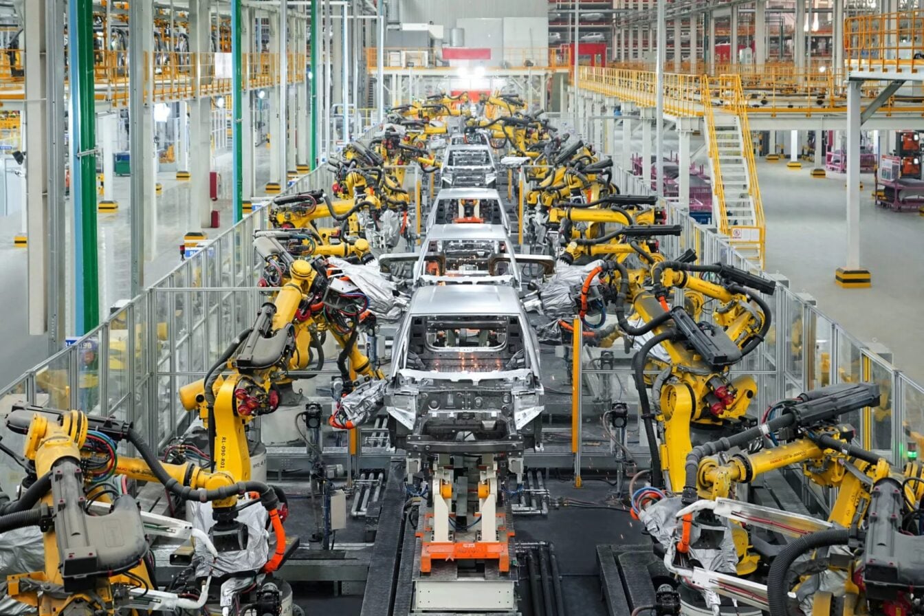 3 nouveaux modèles par jour : la cadence folle de la Chine menace la qualité des batteries