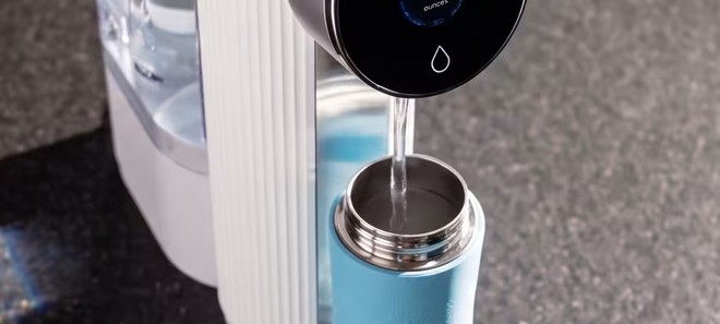 Caraffa addio? Ninja HydraSense filtra lacqua fino a 6 volte più velocemente
