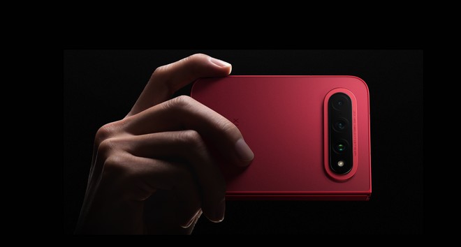 Xiaomi 18 Fold ufficiale: il pieghevole wide sfida Samsung e Apple | Prezzo