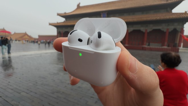 AirPods 4 con ANC in offerta su Amazon: un best buy per chi ha un iPhone (anche a rate)