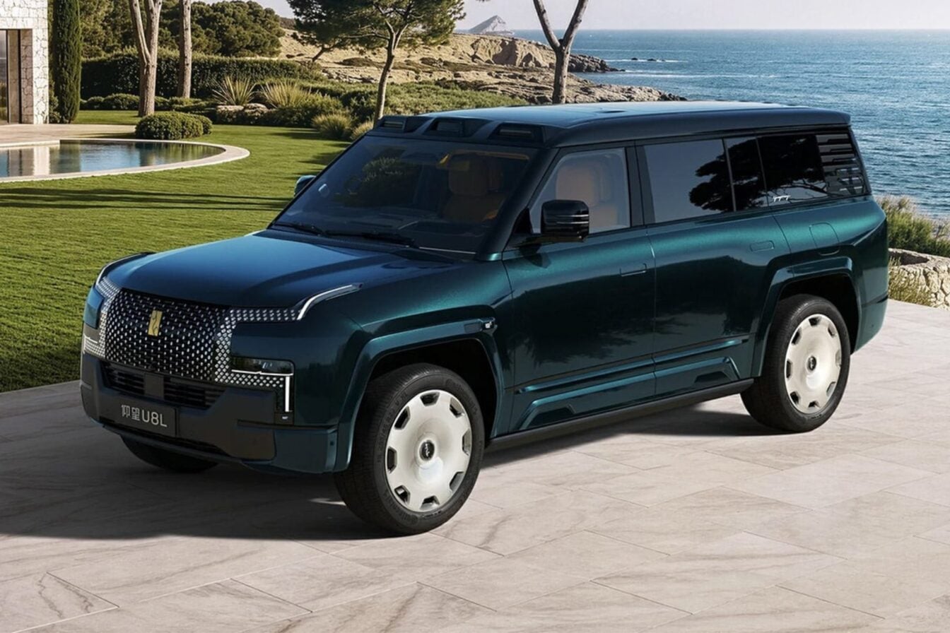 Ce SUV chinois à 200 000 euros débarque bientôt en Europe pour faire trembler Rolls-Royce