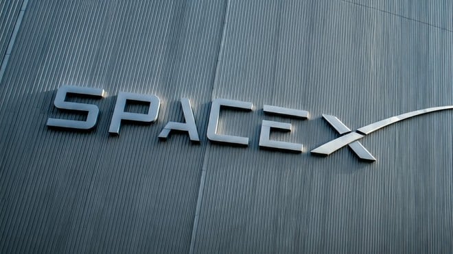 SpaceX compra Cursor, startup di programmazione AI per 60 miliardi di dollari