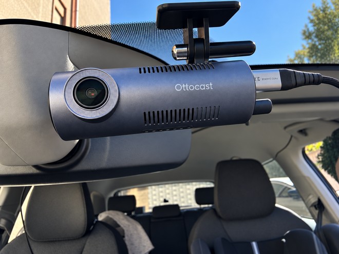 Ottocast OttoSafe Cam CA560, la dashcam che uso: perché la consiglio