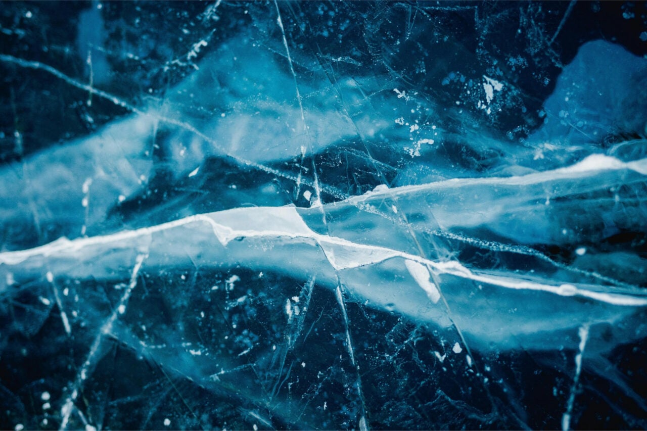 Des scientifiques ont créé une nouvelle forme de « glace » à plus de 2 000 °C : un nouvel état extrême de l’eau