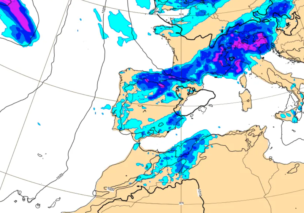 España lleva desde junio pidiendo que llueva. La lluvia que llega esta semana es justo la que no necesitamos